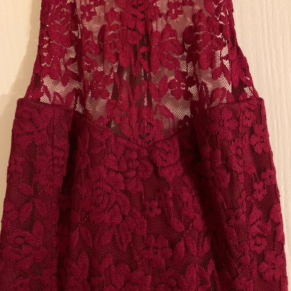 Lulus NWT My Kingdom Burgundy Dress Size Medium - Picture 6 of 8